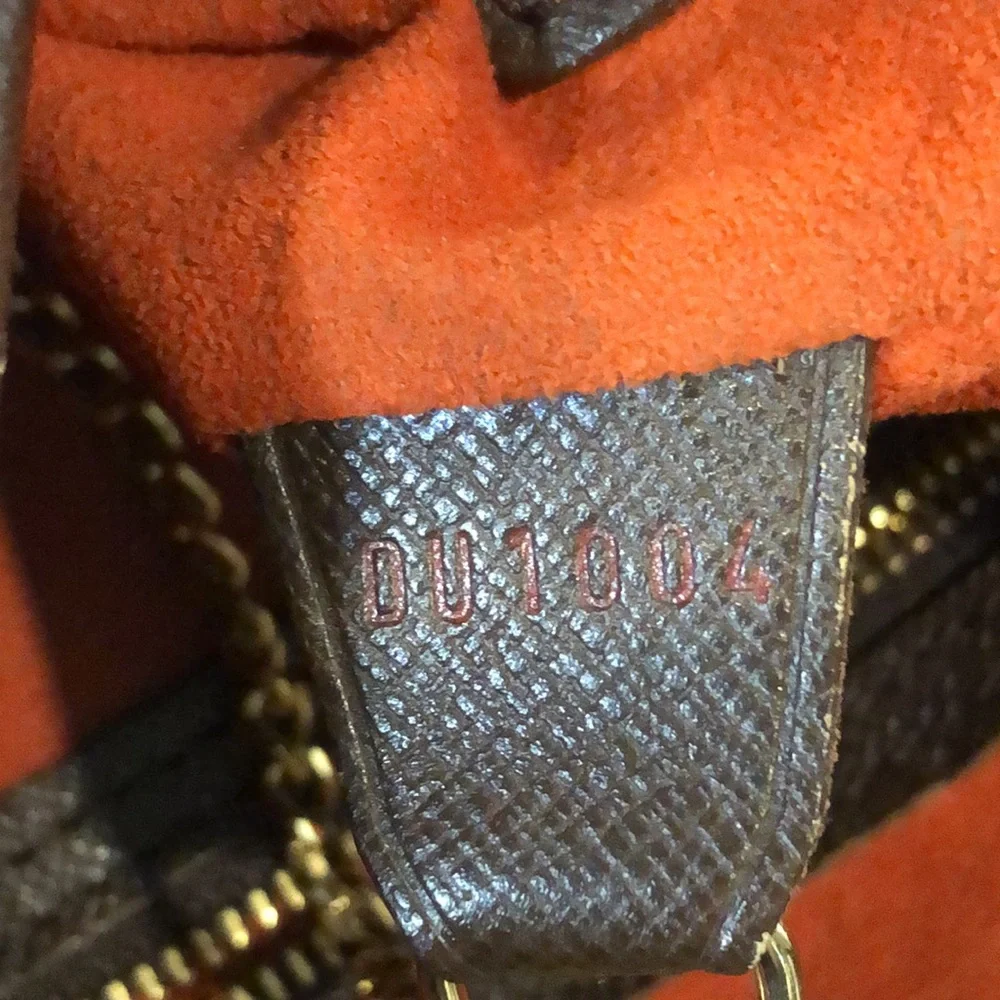 LOUIS VUITTON Damier Ebene Marais Bucket Bag w Interior Zip Pocket LV DUSTY